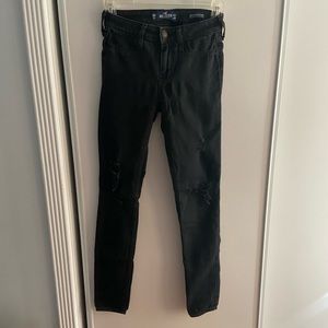 Hollister Black Ripped Low-Rise Jean Legging hollister advanced stretch